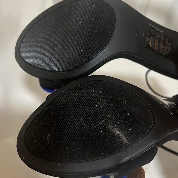 Pom Pom Stiletto Heels - Picture 7 of 7